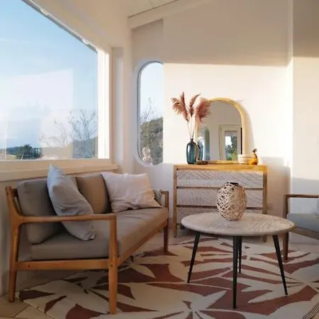 La Nettuno - Holiday home Rena Majore